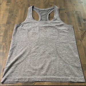 Lululemon swiftly tech Racerback Tank Top size 8